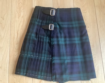 Vintage youths or woman’s Scottish handmade kilt, NEW, Black Watch Tartan, waist 26-28 inches