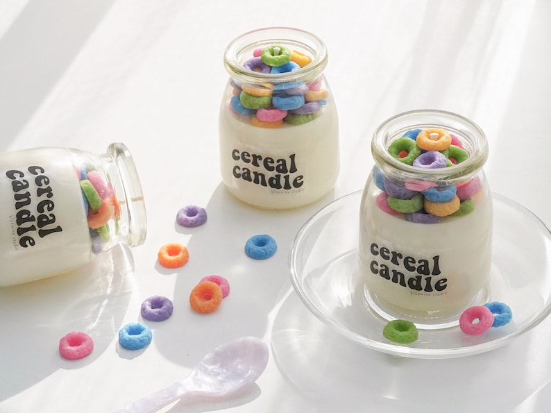 Cereal Candle  - Fruit Loops Cute Fun Scented Candle, Dessert Lovers, Foodie, Housewarming Gift, Soy Wax, Desk Goals Wall Display, Favor 