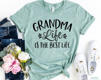 Grandma Life is the Best Life Shirt, Grandma Life Tee, Grandma to Be Shirt, Grandma Gift, Pregnancy Announcement, Christmas Gift for Grandma