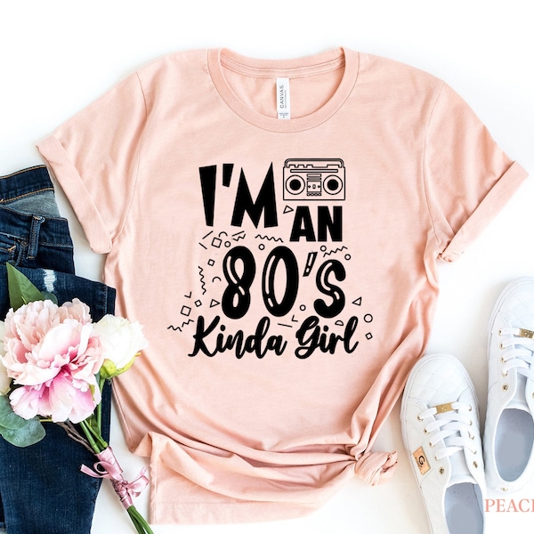 Koszulka 80's kinda Girl, Moda lat 80., Wyprodukowano w latach 80., Koszulka z lat 80., Modna damska koszulka vintage, Urocza koszulka graficzna, Koszulka z lat 80.