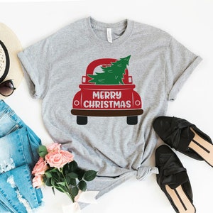 Merry Christmas Shirt, Christmas Family Shirt, Christmas Gift For Her, Cute Christmas T-shirt, Trendy Christmas TShirt, Holiday Gift Idea
