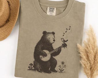 Comfort Colors Banjo Bear Bird T-Shirt, Retro Folk Music Animal Graphic Tee, Nature Lover Gift, Country Bluegrass Art Shirt, Unisex