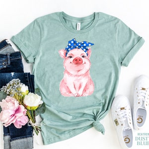 Cute Pig Shirt, Nerdy t-shirt, Funny Pig Tee, Gift for animal lover, Bandanna t-shirt, Animal Lover t-shirt, Farm shirt, Cute Gift For Her