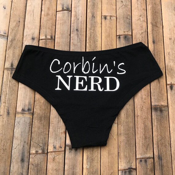 Milf teri weigel Nerdy milf thong pics