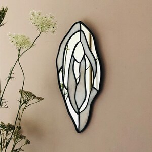 mirror, stained glass, vulva, beige image 4