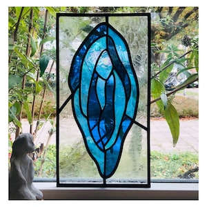 stained glass, vulva, blue,