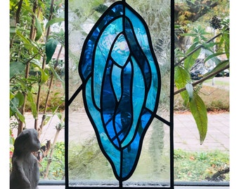stained glass, vulva, blue,