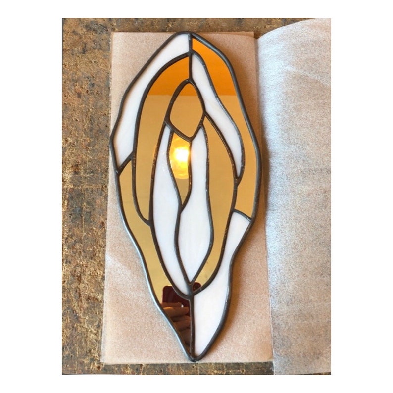 mirror, stained glass, vulva, beige image 2