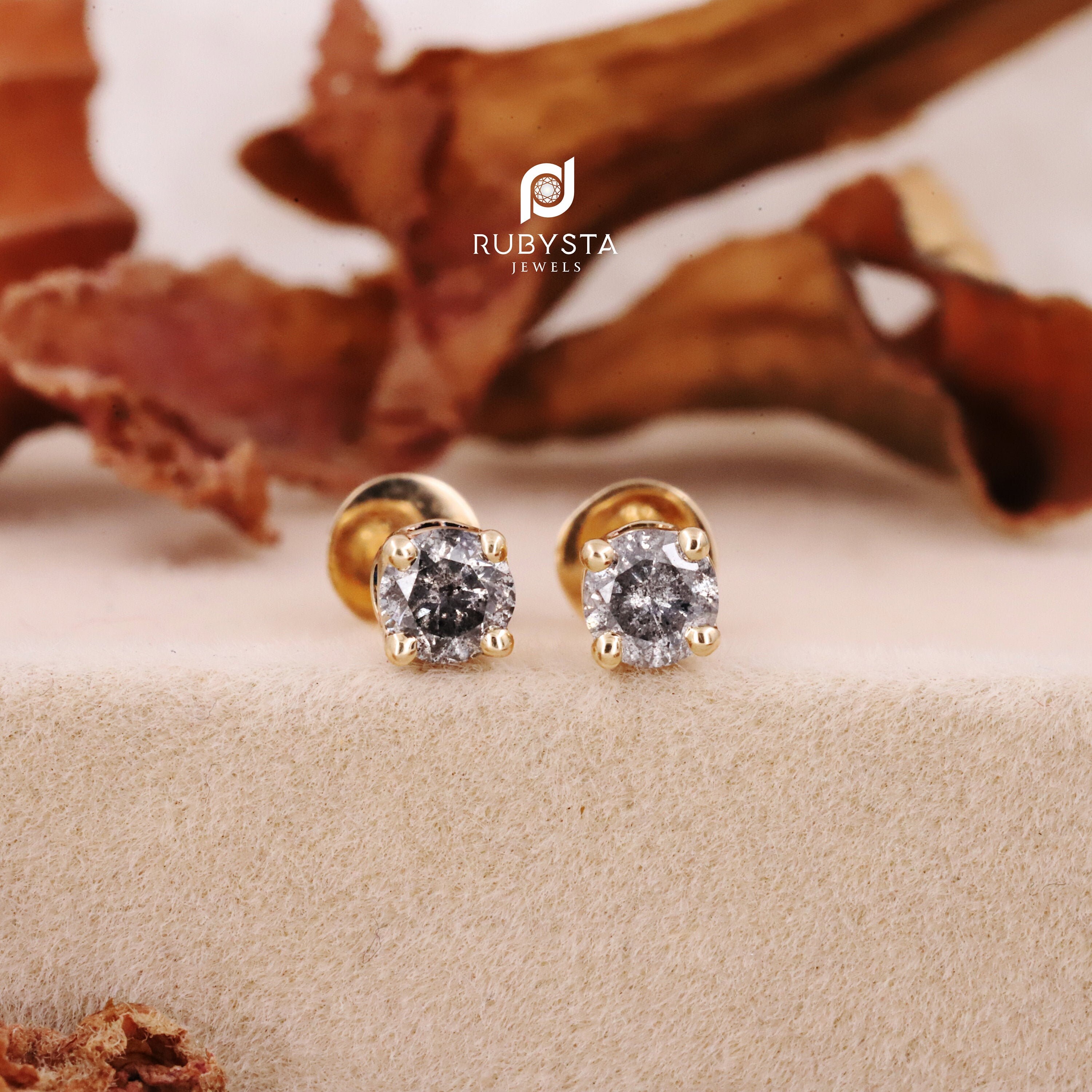 0.620Ct Genuine Lab Grown Diamond Stud Earrings in 18k Yellow Gold DEF /  VVS-VS at USD 419 - USD 420 / piece in Surat