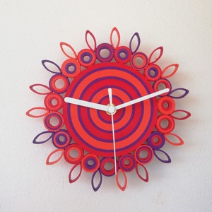 Piccolo Orologio da Parete in Carta, Orologio da parete Unico, Regalo Casa Nuova, Orologio Rosso, Piccolo Regalo per Donna, Orologio Parete