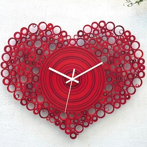 Orologio da Parete Cuore Rosso | Orologio Handmade in carta e silenzioso | Decorazione romantica Parete | Orologio Rosso | Regalo per lei