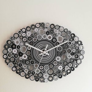 Orologio da Parete, Orologio Grigio, Arredamento Minimale, Orologio Ovale, Orologio Carta, Orologio Arredamento Moderno, Regalo Casa Nuova