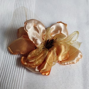 No.5. Orange Tones Fabric Flower Brooch Hair Clip Hair Clip Fabric Jewelry Lapel Pin Scarf Needle Silk Flower Fabric flower Fleur en tissu