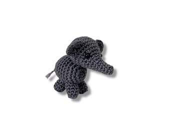 Tiny Crochet Elephant: Miniature Amigurumi Pocket Pet