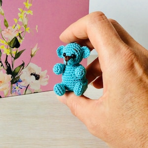 Tiny bear, miniature bear, pocket bear