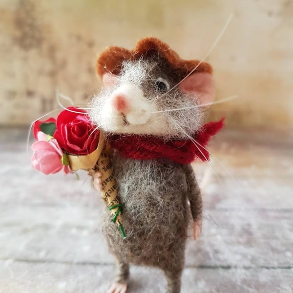 Valentines felt, Felt Valentine mouse, Needle felted mouse, Felt Cupid, Wool mouse, Valentines day gift, Needle felted animal, Love arrow