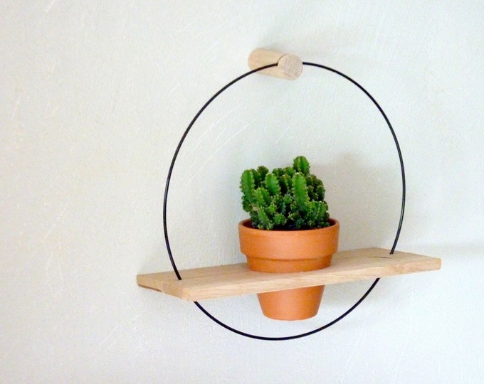 Indoor plant decoration - Round wall plant holder - lacquered or copper metal and oak wood