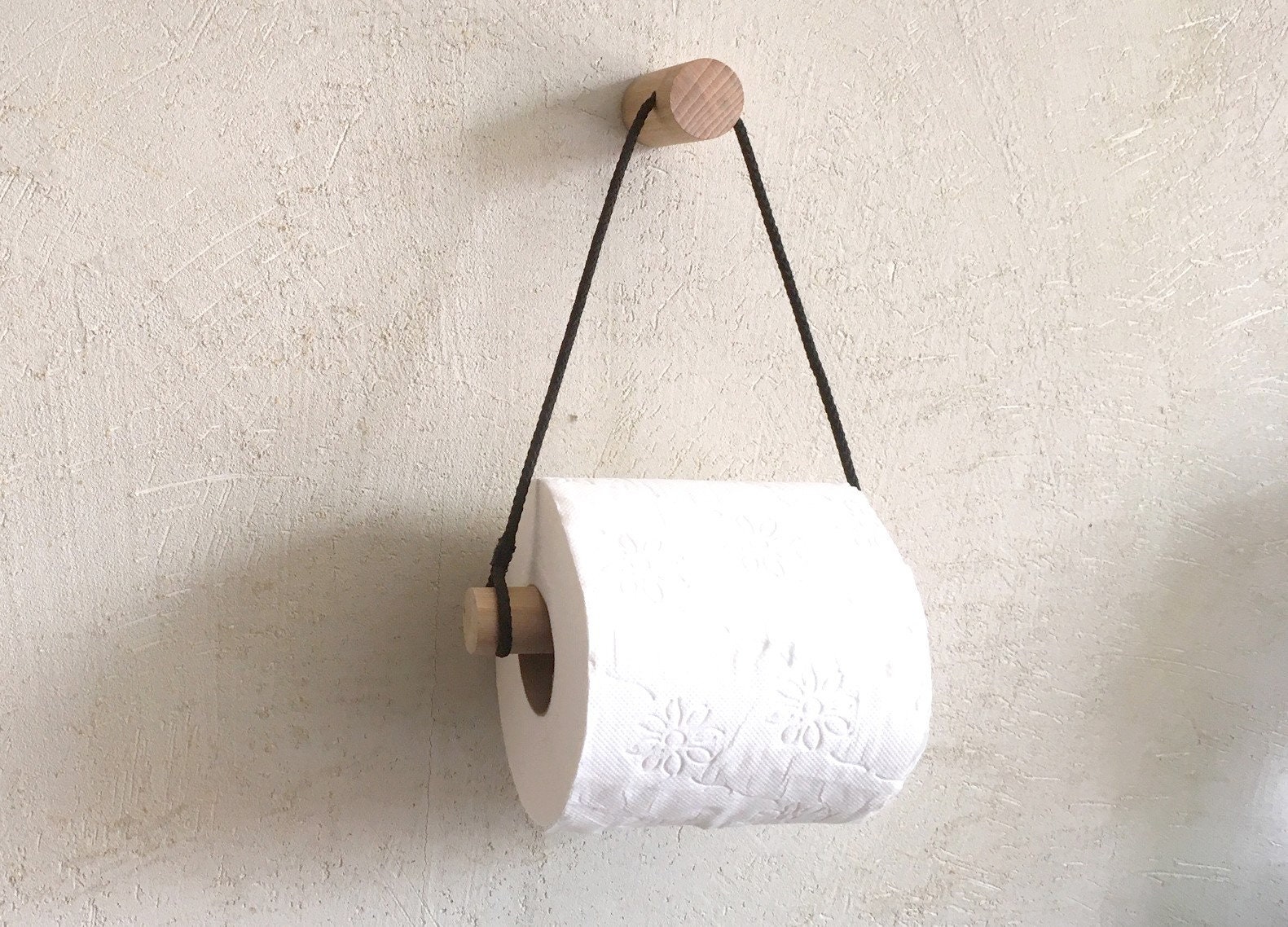 Dérouleur-dévidoir de papier toilette fermé en céramique émaillée