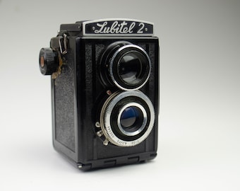 Lubitel 2 LOMO - Appareil photo moyen format Rollei soviétique 6x6, TLR lomography soviétique universel. En panne (cassé)