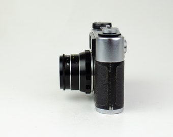 ソ連製の FED-5 B ビンテージ レンジファインダー 35 mm フィルム