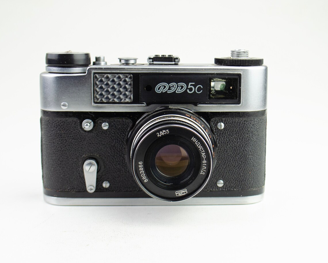 FED-5c-Soviet rangefinder small format camera (Camera 35 mm) and lens Industar-61 f2.8 52 mm, foto 4 de 5