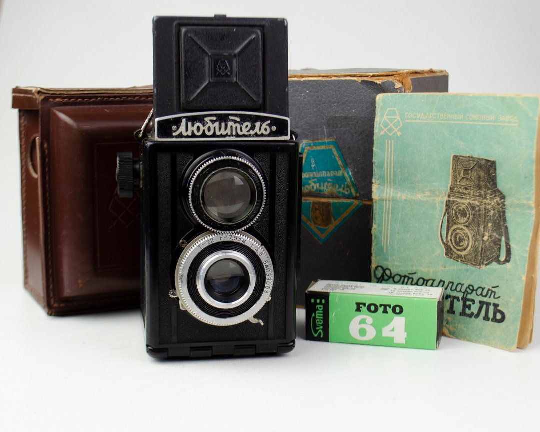 Lomo Lubitel 2 TLR with T-22 4.5/75 USSR medium format 6x6 twin-lens r – Kamera Planet
