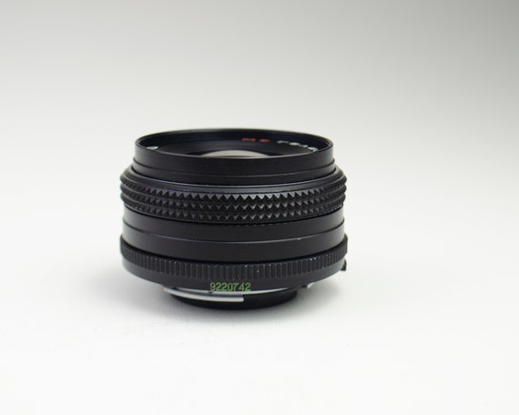 Nikon - 希少  Helios-81 50mm f2 The Helios-81 50 mm f/ 2 Lens. Specs. MTF Charts. User Reviews.