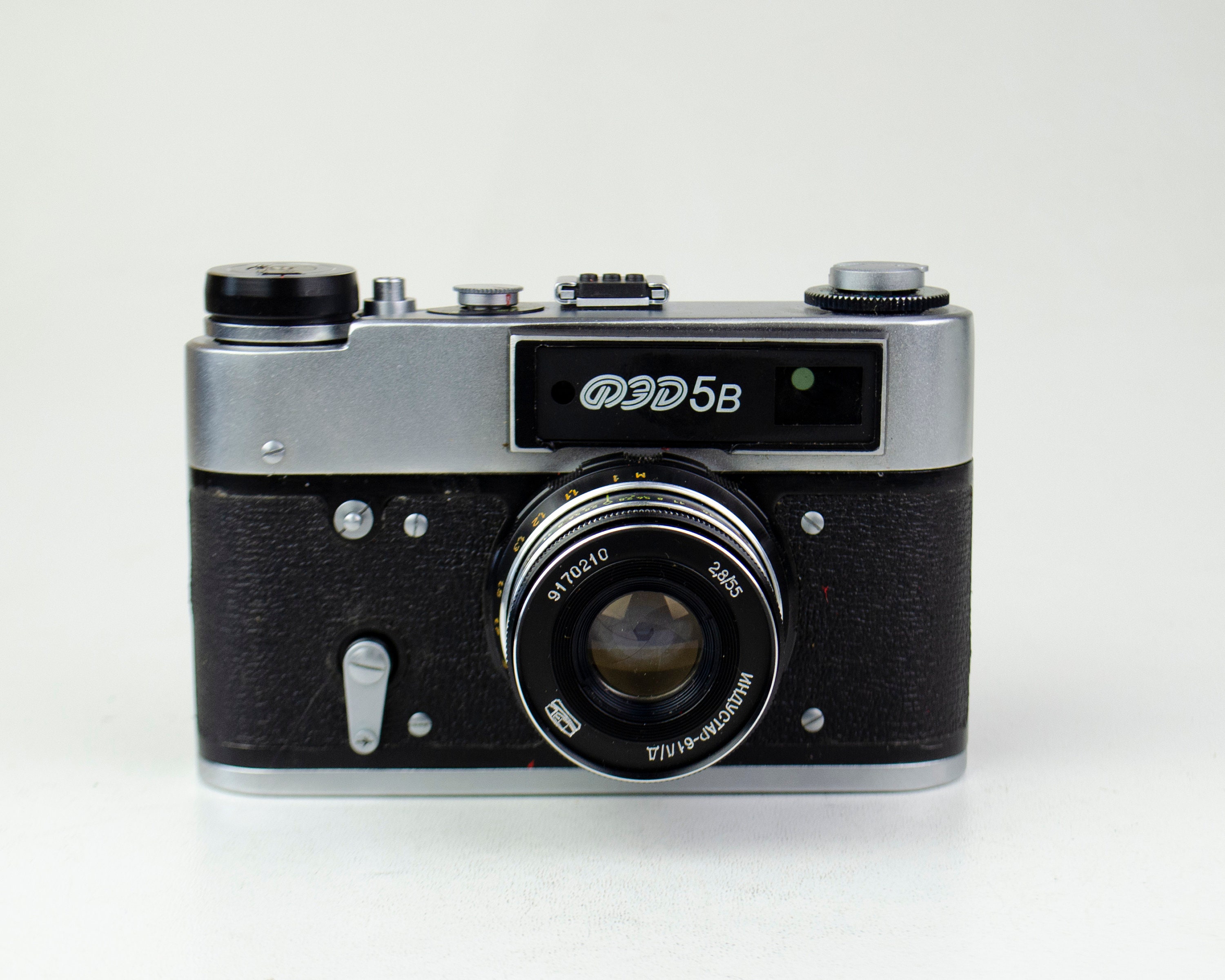 ソ連製の FED-5 B ビンテージ レンジファインダー 35 mm
