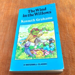 Vintage Book: &#39;The Wind in the Willows&#39; by Kenneth Grahame