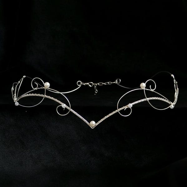 Tiara | circlet | flower crown | sailor moon | fairy dress | ren fair | fairycore | legend of zelda | renaissance fair | lotr | larp |skyrim