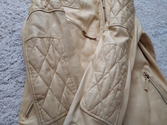 Gucci Soft Nappa Pale Yellow Zip Leather Bomber J… - image 4