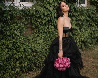 Long Train gown | off-the-shoulder wedding dress | Black Wedding Dress | Tulle Wedding Dress | Layered Wedding Dress | Strapless Top