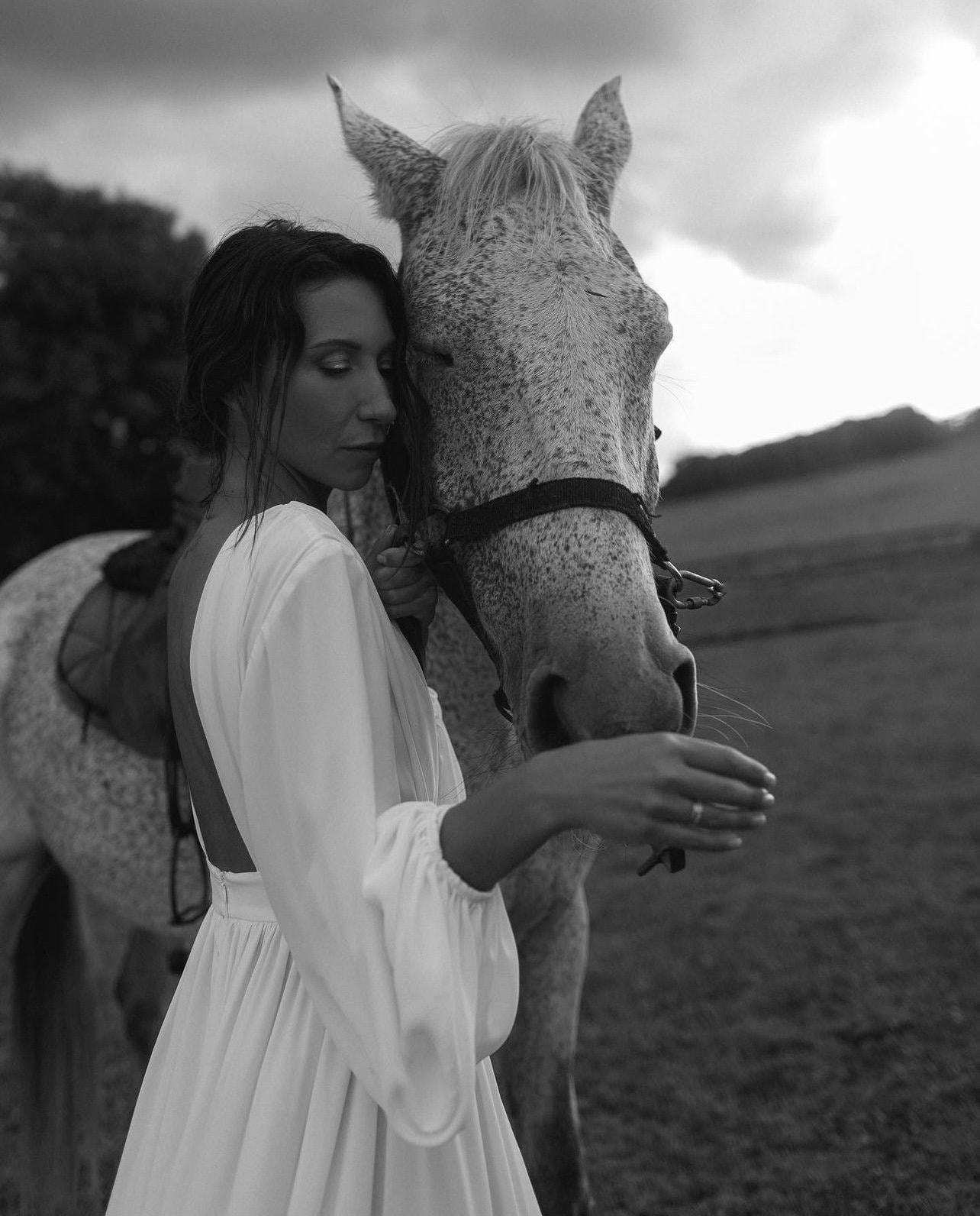 Robe de mariée en mousseline aérienne dos ouvert