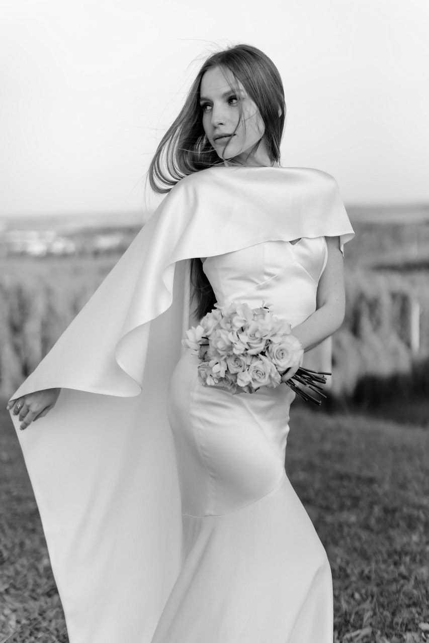 mermaid detachable train wedding dress Sleeveless Floral Lace Mermaid Wedding Dress Detachable Train