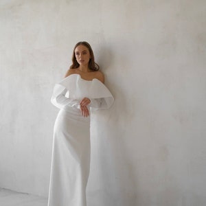 Off The Shoulder Wedding Dress With Detachable Sleeves Wedding Dress With A Slit Floor Length Wedding Dress Maxi Dress image 7