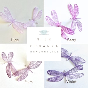 Handgedruckte Libellen aus Seidenorganza in Violettönen, zum Aufnähen mit Libellen