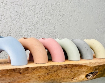 Handmade Cement Air Plant Holder: Modern Mini Arch Planter