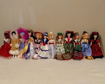 arco dolls of the world value