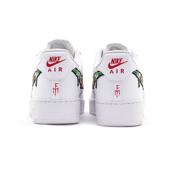 SKULL N' ROSES AIR FORCE 1 Low White Custom Sneakers SKULL N' ROSES AIR FORCE 1 Low White Custom Sneakers