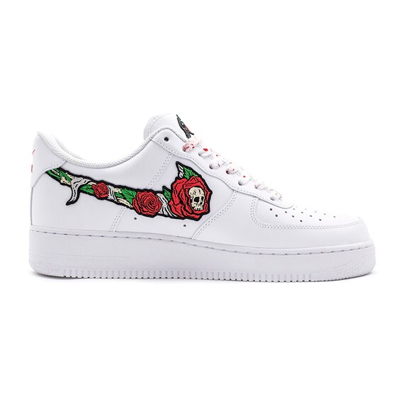 SKULL N' ROSES AIR FORCE 1 Low White Custom Sneakers SKULL N' ROSES AIR FORCE 1 Low White Custom Sneakers