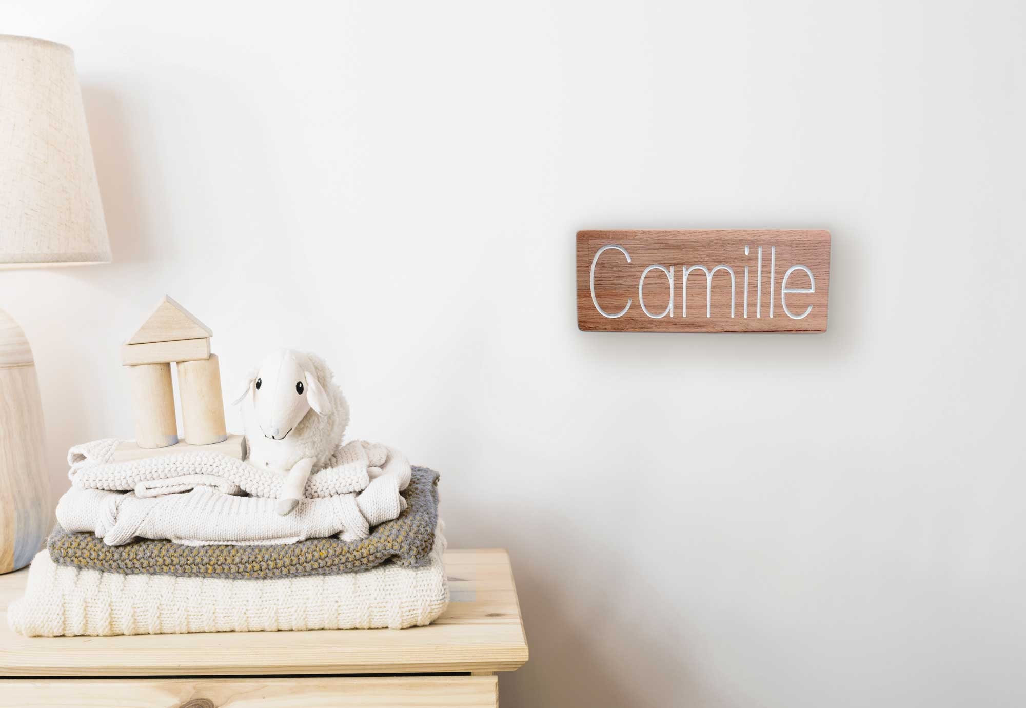 Pancarte de Porte Chambre Personnalisable en Bois avec Le Prénom L'enfant Gravé