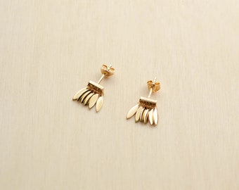 Gold-plated tassel stud earrings - Shade