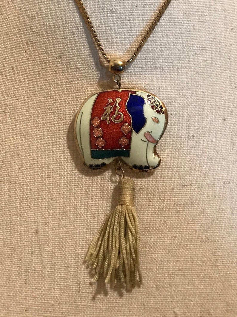 1970\u2019s enamel and gold elephant pendant necklace