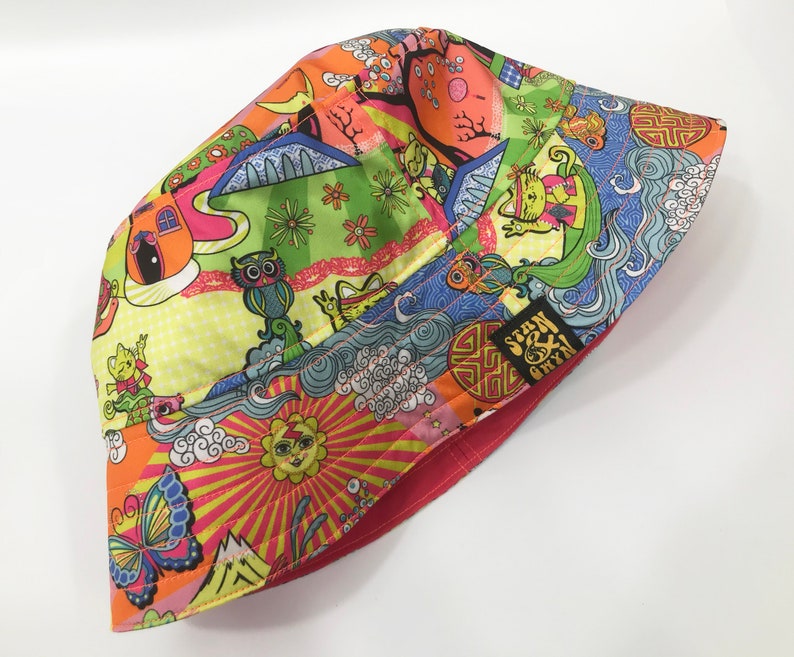 Psychedelic Bucket Hat, Trippy Art Print, Festival Bucket Hat, Oriental Sun Hat, Maneki-neko Cat. image 4