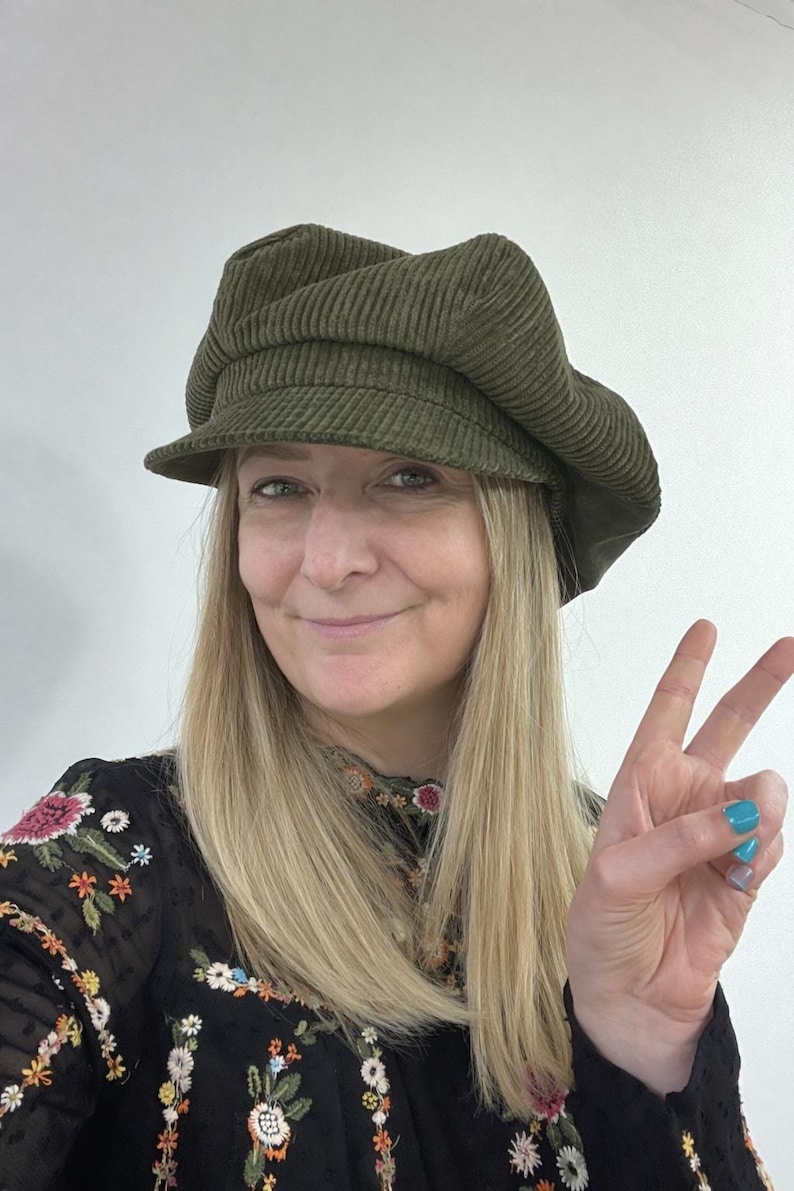 Oversized newsboy corduroy cap, Bakerboy, Applejack, Peeky Blinders Hat. image 6