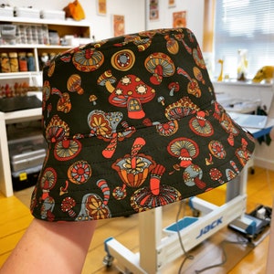 Mushroom Bucket Hat, Reversible Hat, Hippie Sunhat, Fisherman's hat, Fungi Print, Mens bucket hat, Womans bucket Hat, Mushroomcore image 4