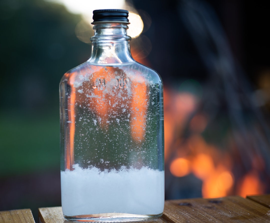 Storm Glass Barometer Unique Gift Weather Forming Crystals Barometer