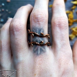 Copper Twig Ring, Dainty Branch Ring, Tree Branch Ring, Witch Jewelry, Nature Jewelry, Rustic Jewelry, Nature Ring, Rustic Ring, Boho Ring