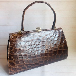 Merk Mode Casual Vrouwen Schoudertassen Zilver Goud Zwart Krokodil Handtas PU Leer Vrouwelijke Grote Tote Bag Dames Handtassen Sac kopen vanaf een prijs van 5.5