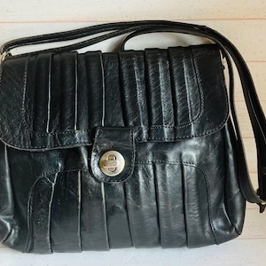 Vintage 1960s Black Leather Saddle Bag: Boho Crossbody Shoulder Bag